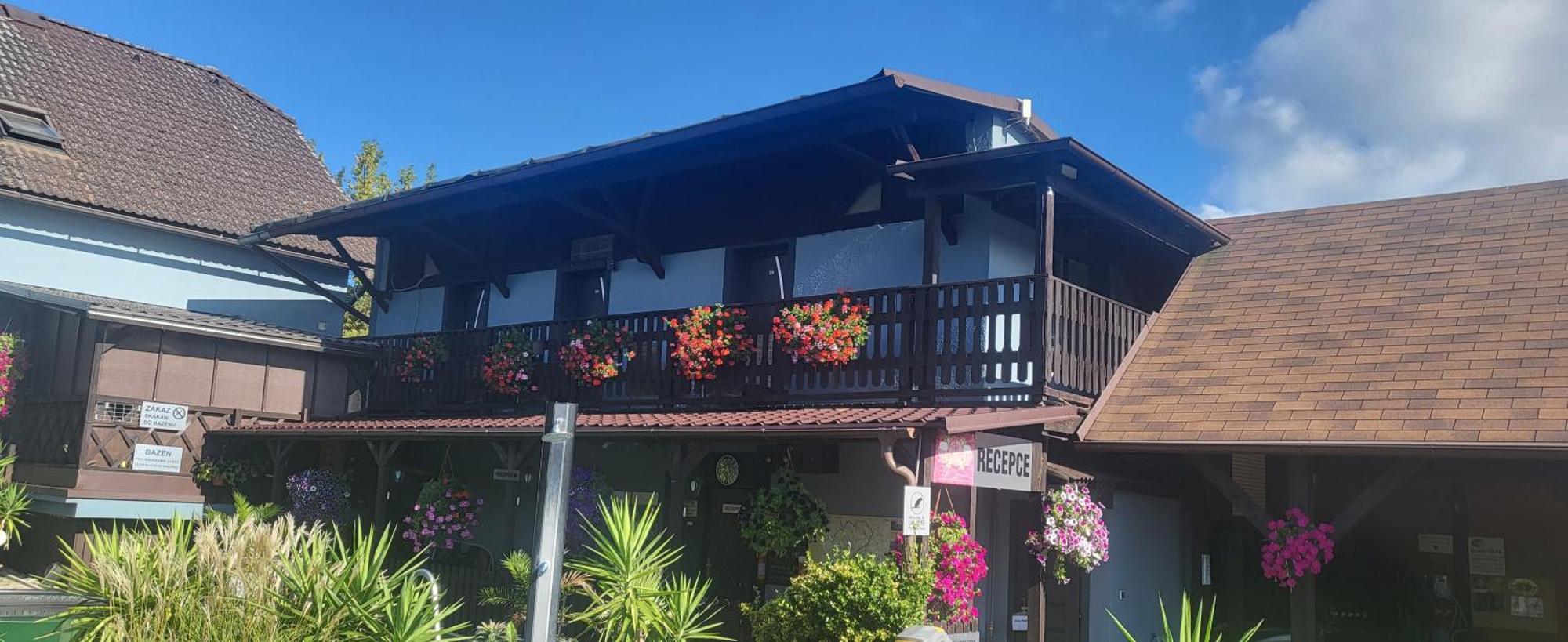Areal Pauli Hotel เชสกา สกาลิเซ ภายนอก รูปภาพ