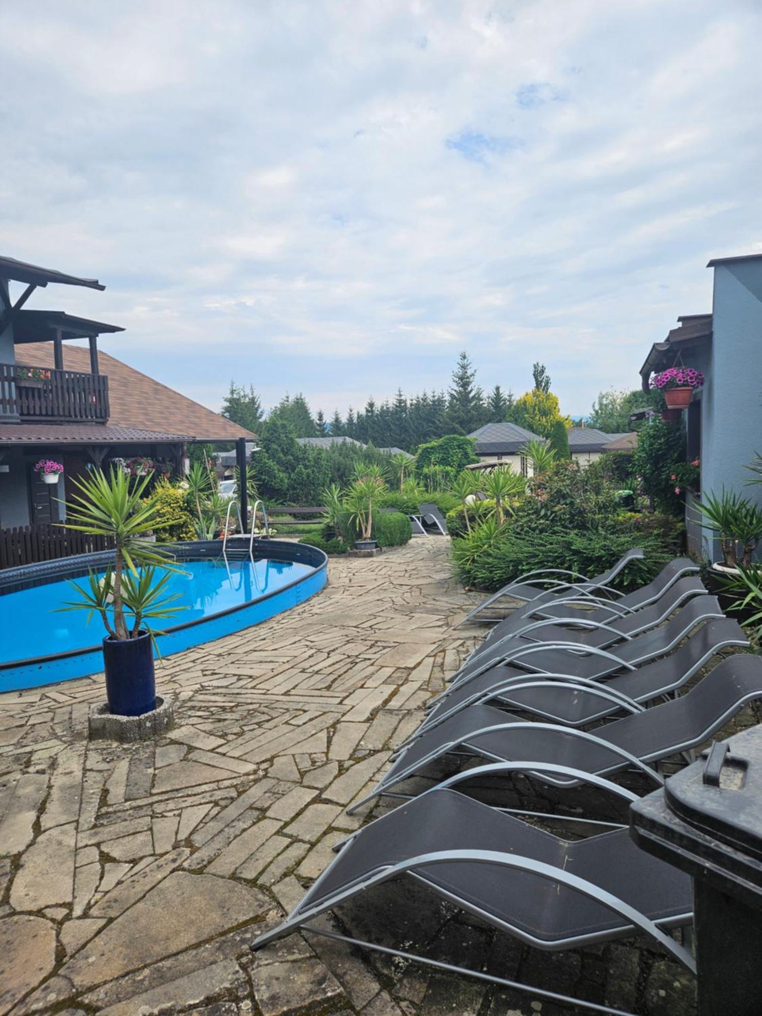 Areal Pauli Hotel เชสกา สกาลิเซ ภายนอก รูปภาพ