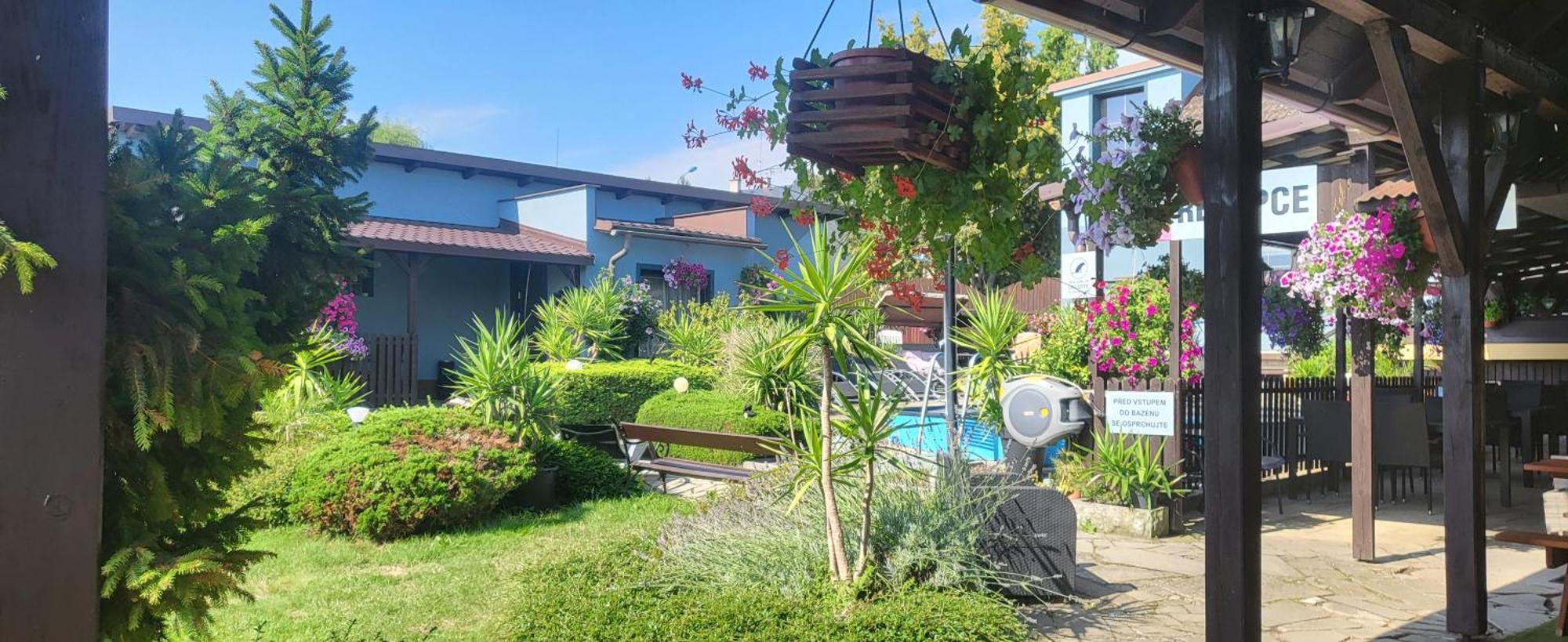 Areal Pauli Hotel เชสกา สกาลิเซ ภายนอก รูปภาพ